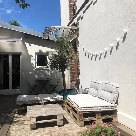 Holiday home Maison Familiale Paris & Versailles